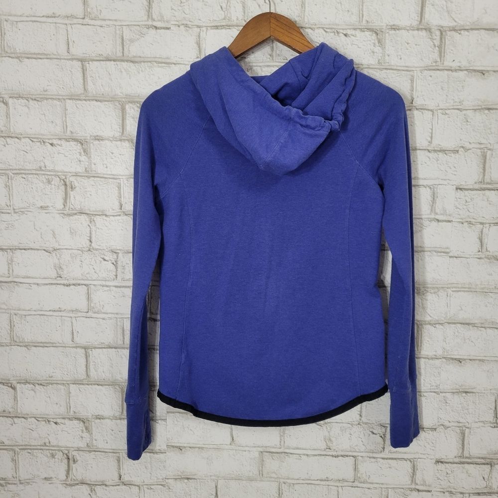 Athleta sweatshirt‎ - Picture 9 of 14